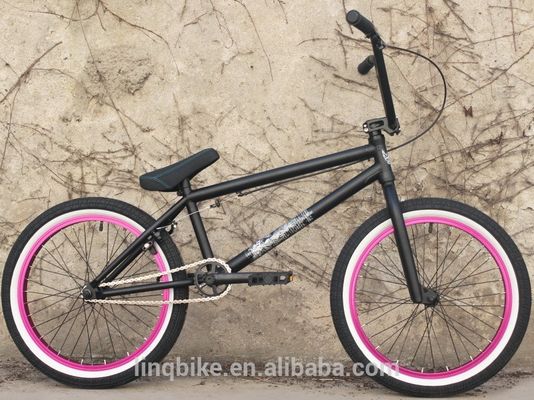 エントリー レベルBMX Freestyelのバイク、メンズ トリックは高い耐久性を自転車に乗ります